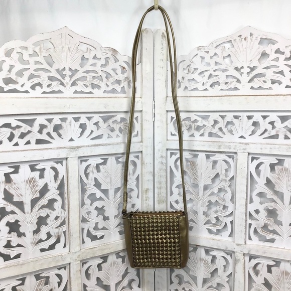 Liz Claiborne Gold Woven Small Crossbody Bag Purse - Picture 11 of 13
